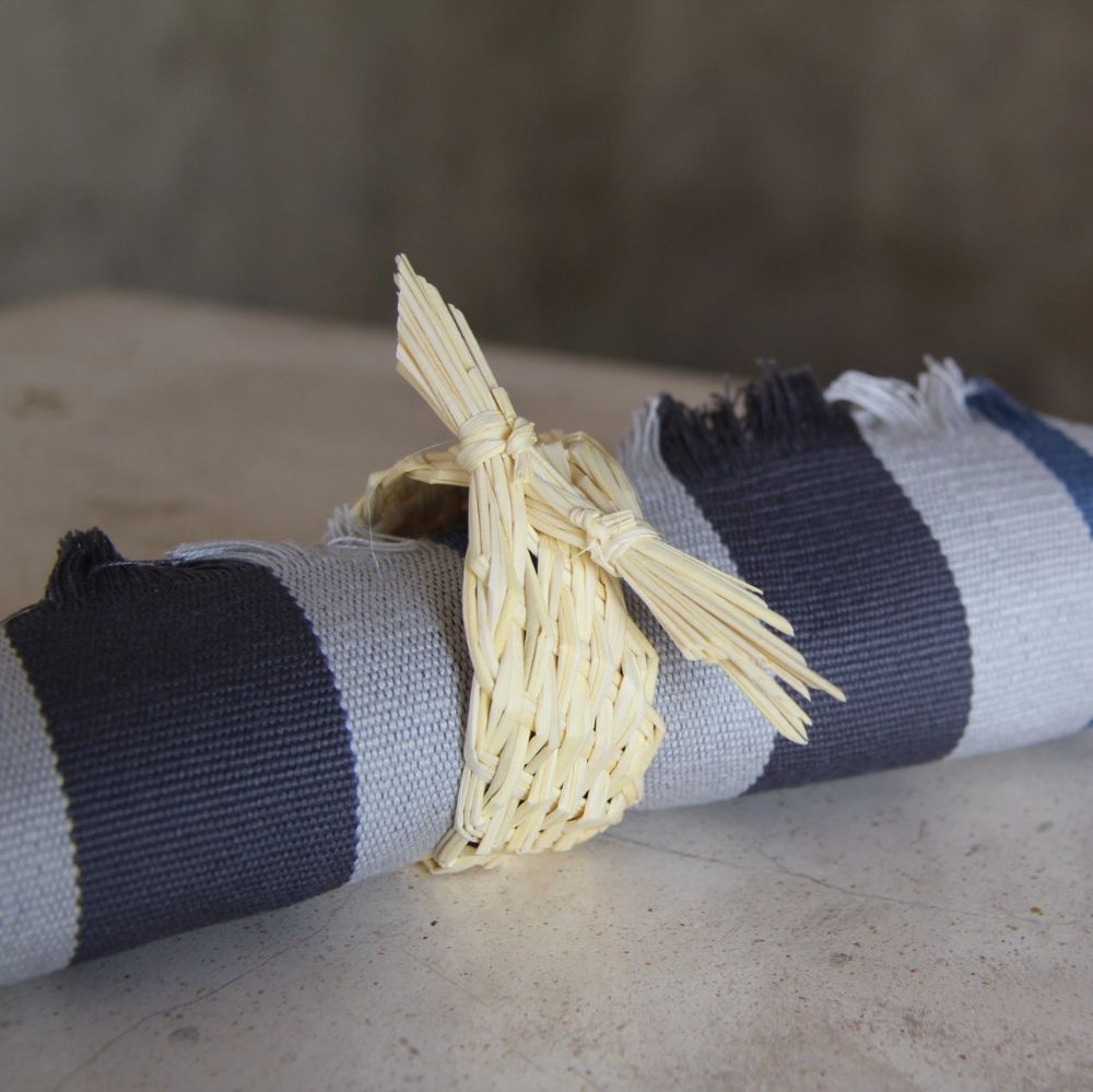 Jipijapa napkin holder