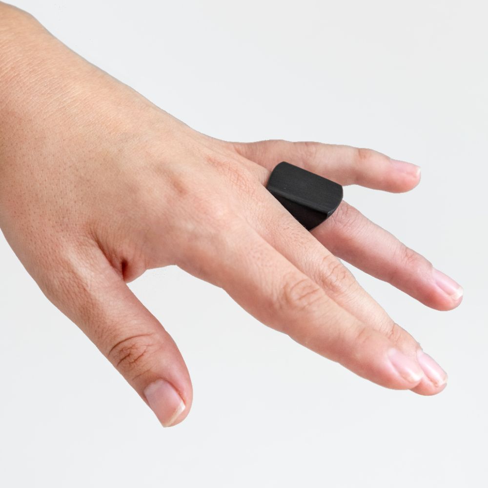 Square Horn Tip Ring