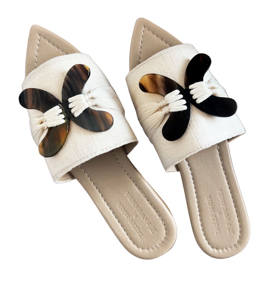 Nuup sandals