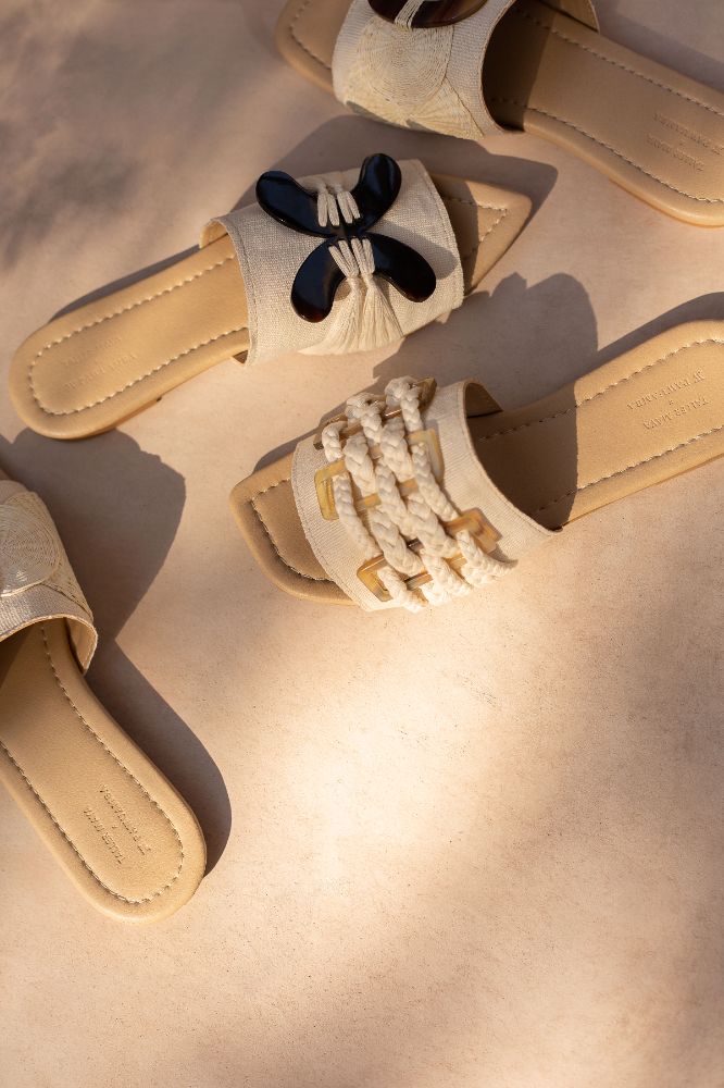 Nuup sandals