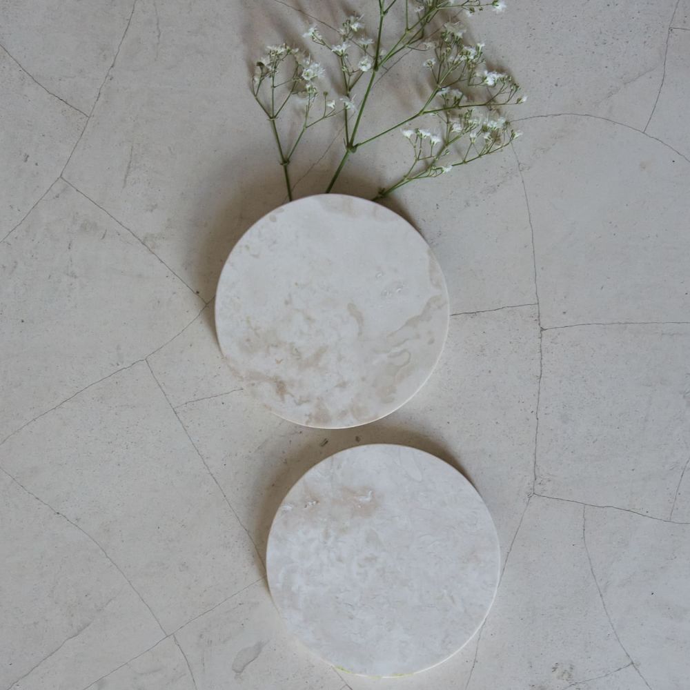 Round soap dish