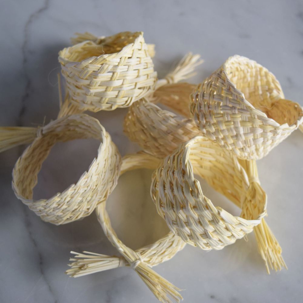 Jipijapa napkin holder
